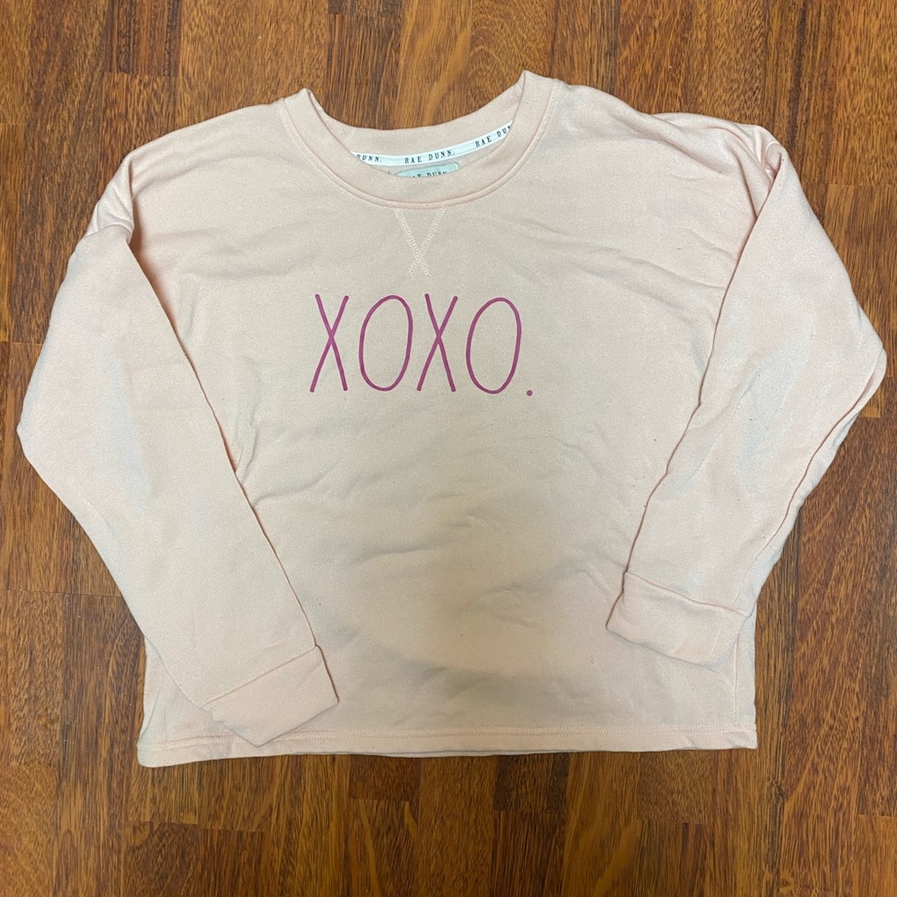 Rae Dunn XOXO pale pink crewneck sweatshirt size large